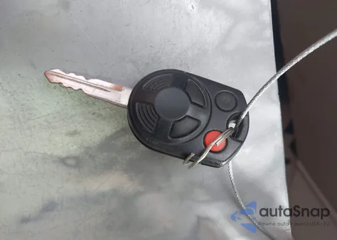 2010 Ford Escape Xlt from USA, damaged, VIN 1FMCU9D78AKD07463